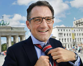 Was mit Englisch: Warum KI-Übersetzungen journalistisch problematisch sein können